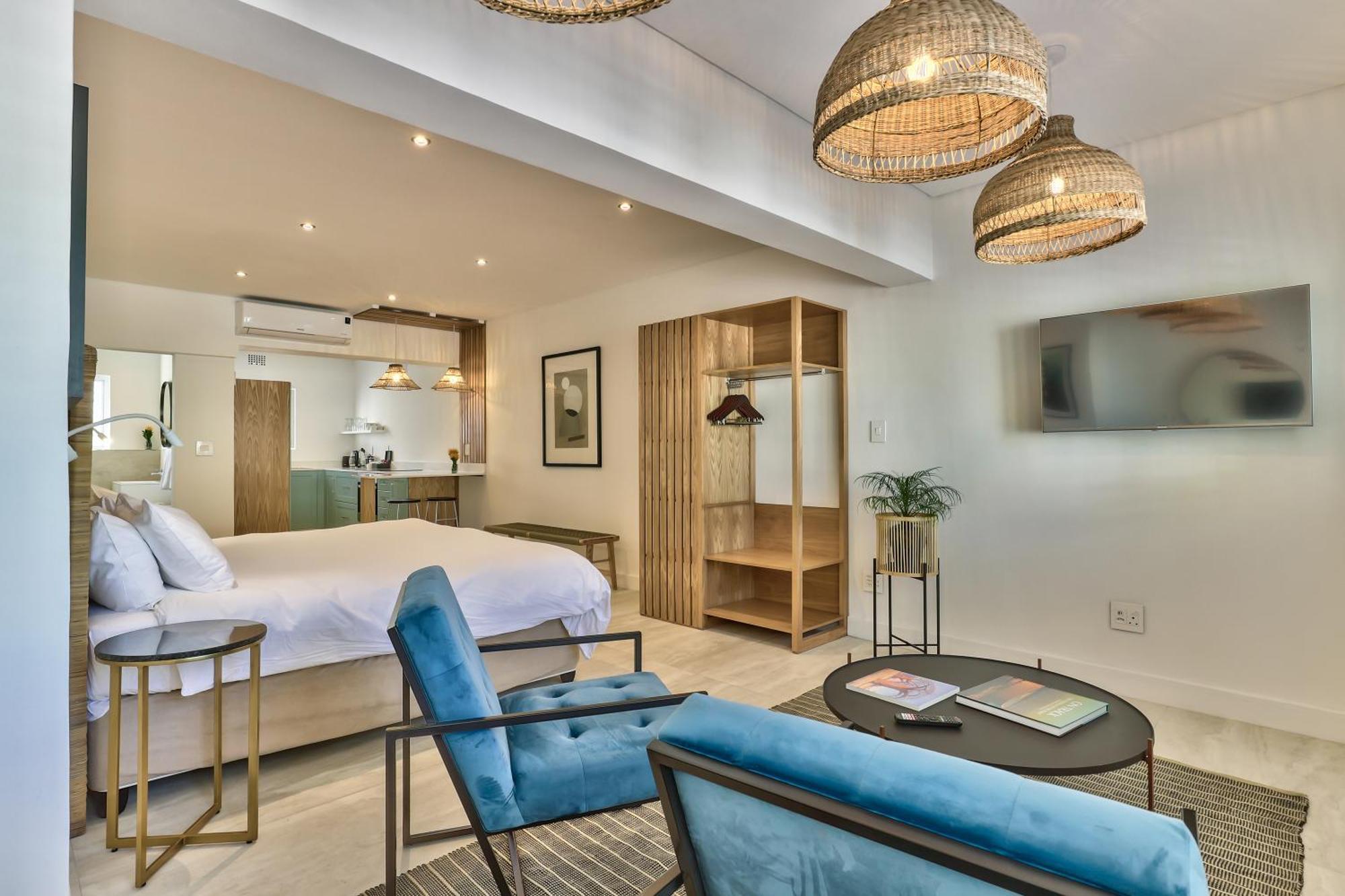 Camps Bay Family Apartment